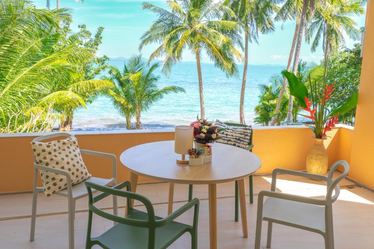 Coral Cove Beachfront Villa - チャン島 エクステリア 写真