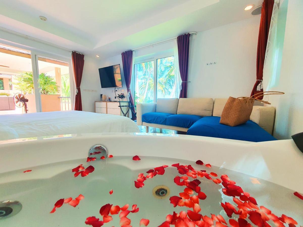 Coral Cove Beachfront Villa - チャン島 エクステリア 写真