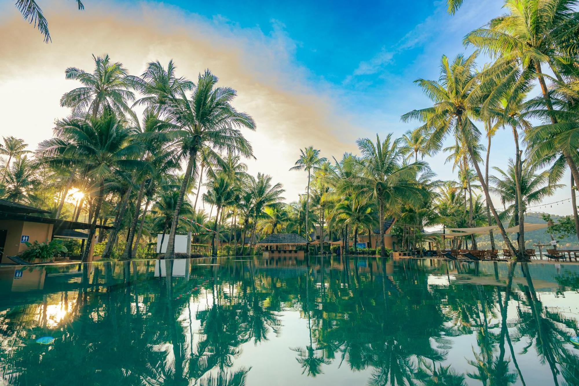 Coral Cove Beachfront Villa - チャン島 エクステリア 写真
